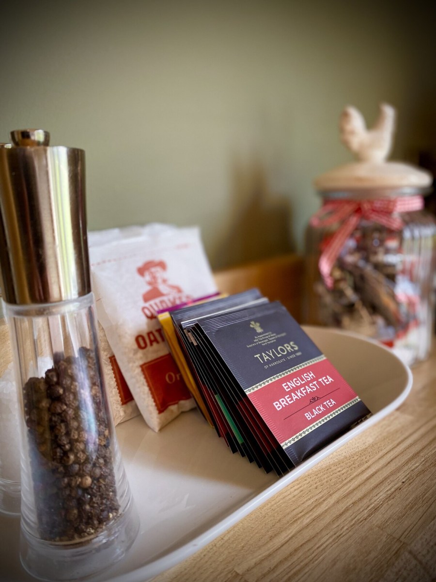 Meadow View Glamping Cabin in the Peak District Meadow View Glamping Cabin in the Peak District