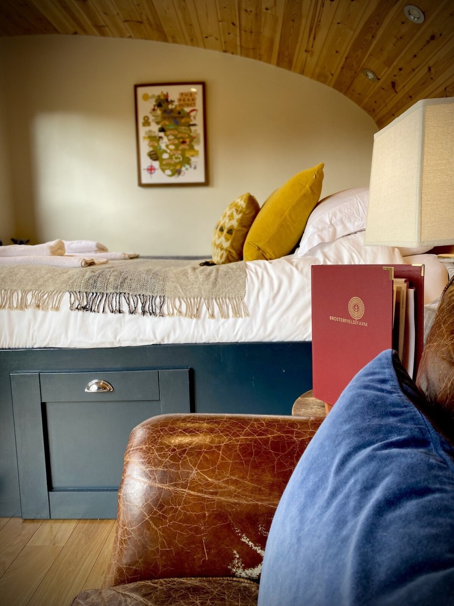 Robin's Nest Glamping Cabin in the Peak District Robin's Nest Glamping Cabin in the Peak District