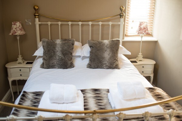 Shippon Cottage - Holiday Cottage in the Peak District Shippon Cottage - Holiday Cottage in the Peak District